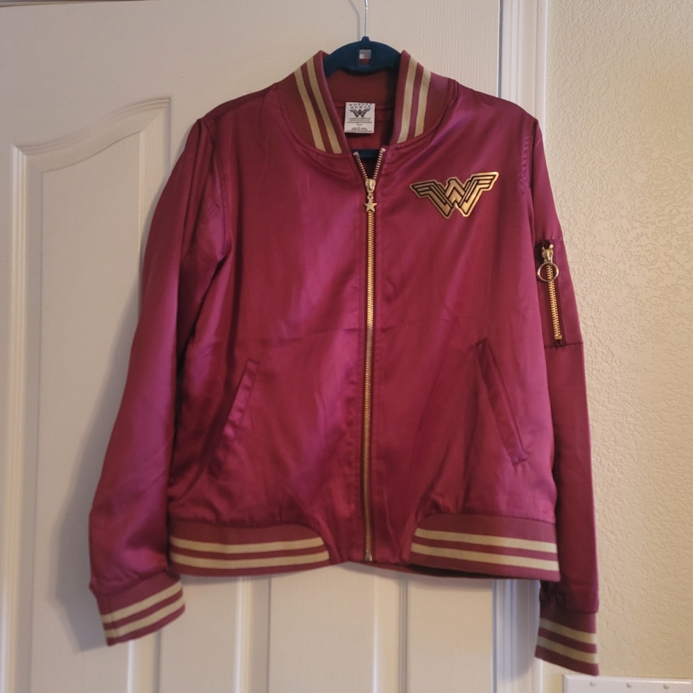 Wonder Woman Logo Bomber Jacket by Bioworld Womens Size L